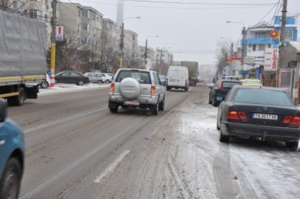 Constanţa, sub codul galben de ninsori: Prefectul face apel la persoanele dializate şi gravide să nu refuze ajutorul autorităţilor
